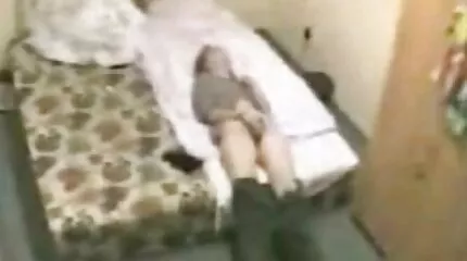 Ale Mor Moretti laadt lul in twee jongens. gratis nederlandse sexfilms kijken
