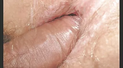 Anie Darling overwon krediet door seks met een nederlandse pornofilms leraar.