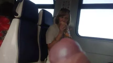 Een Braziliaanse teef berijdt een gratis nederlandse sexfilms lul.