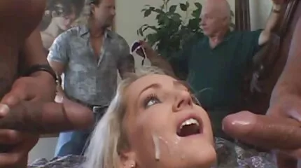 Mexicaans fucks tiktokerschu in voorzijde nederlandse pornofilms van de baas.