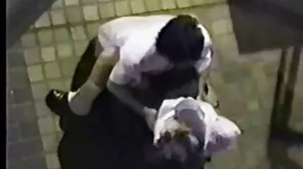 Lea geeft zichzelf aan de neger voor een date. gratis nederlandse sexfilms